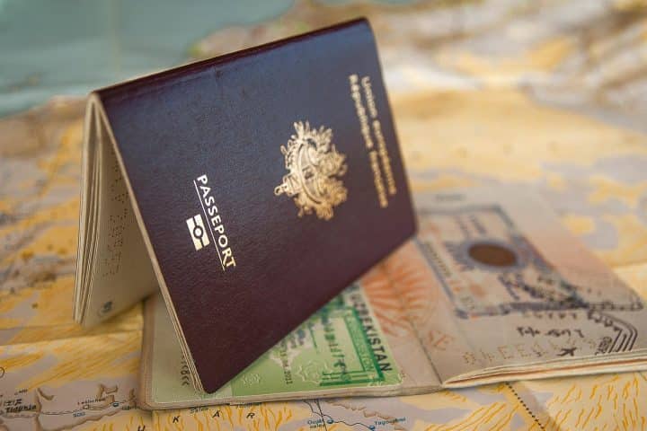 découvrez le visa j-1, une option idéale pour les étudiants et les professionnels souhaitant acquérir une expérience aux états-unis. obtenez toutes les informations sur les conditions, les programmes disponibles et les démarches à suivre pour profiter pleinement de cette opportunité d'échange culturel.